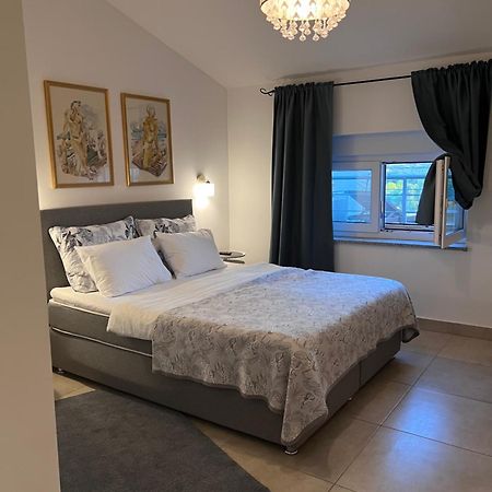 Apartments Bonvenon2Пула Екстериор снимка