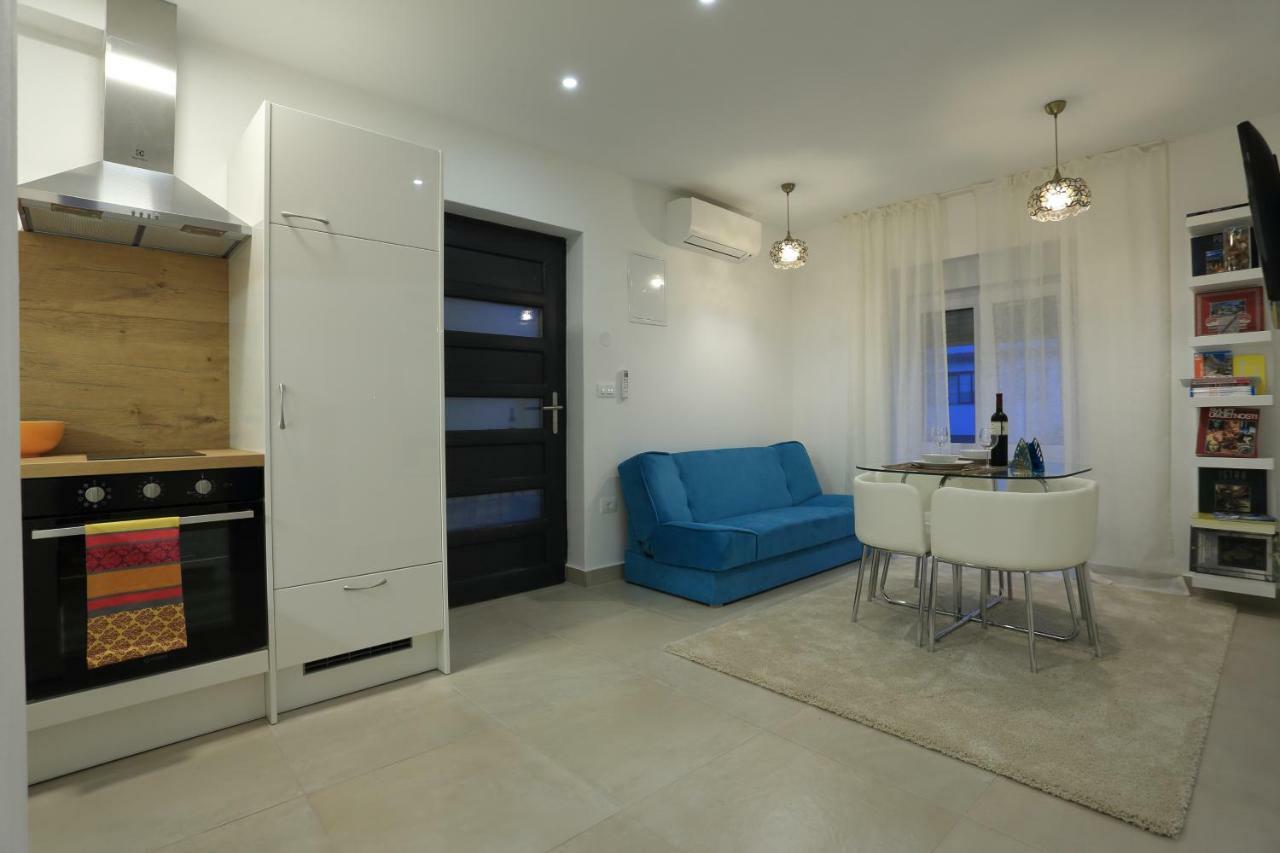 Apartments Bonvenon2Пула Екстериор снимка