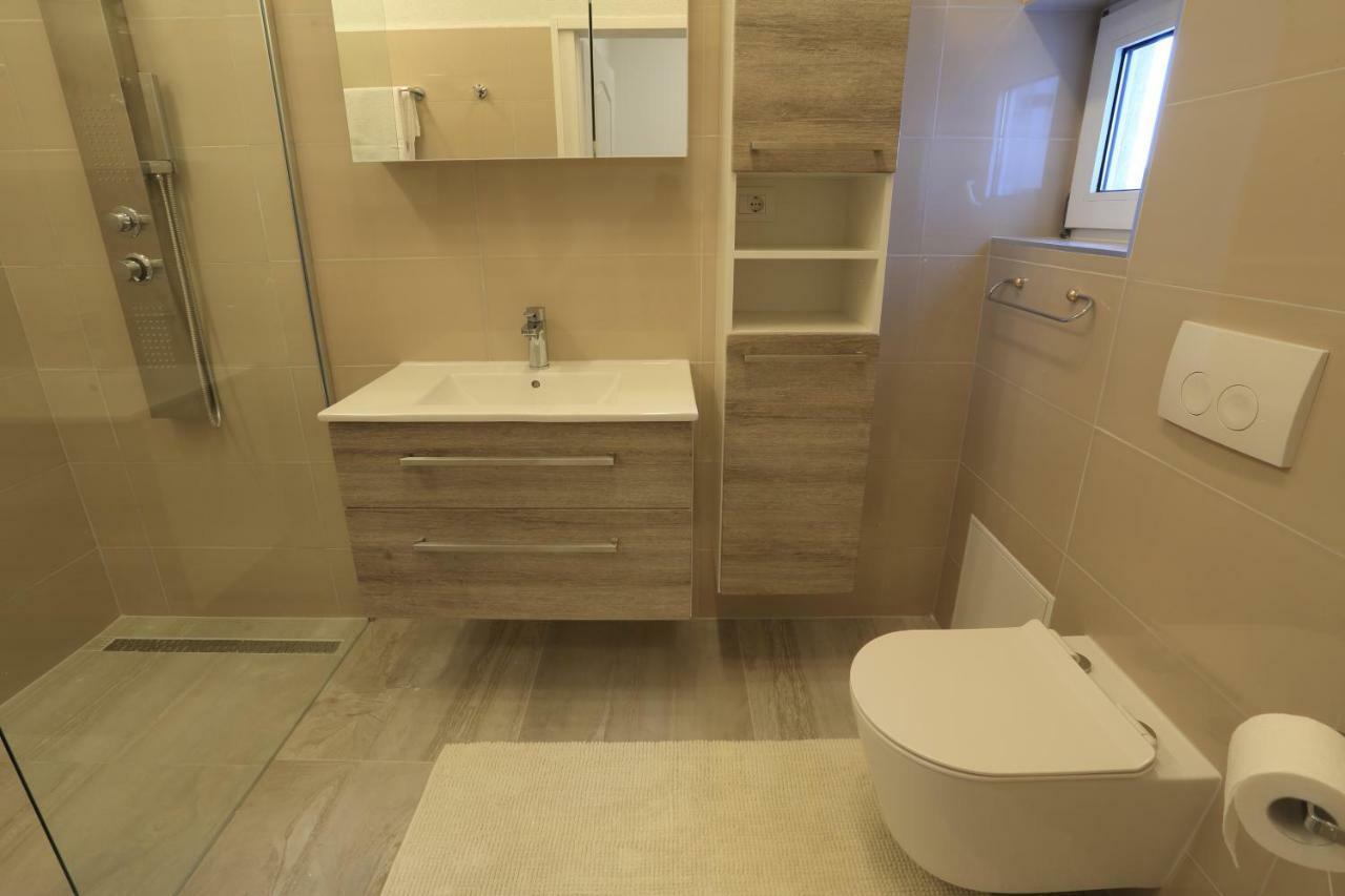 Apartments Bonvenon2Пула Екстериор снимка