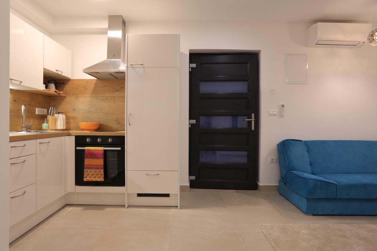 Apartments Bonvenon2Пула Екстериор снимка